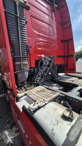جرار Volvo 460 FH