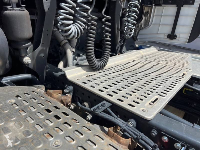 جرار Iveco