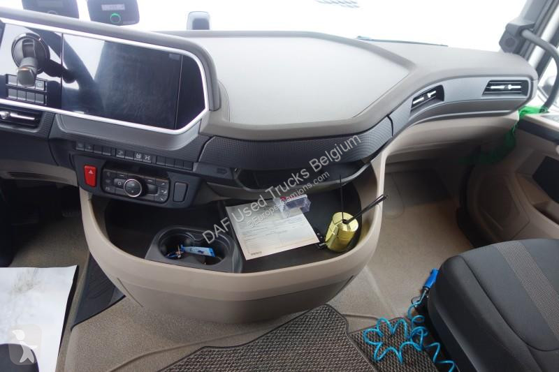 جرار DAF XG  FT 4X2