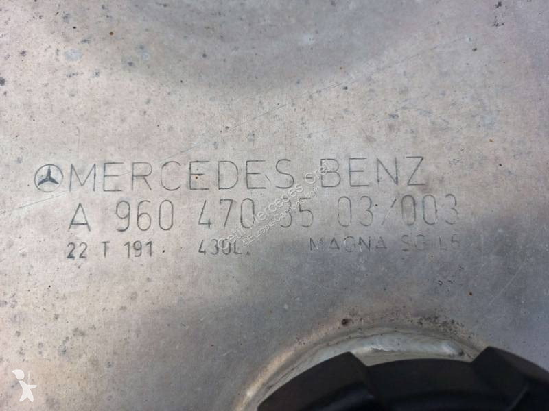 Cabeza tractora Mercedes 1845