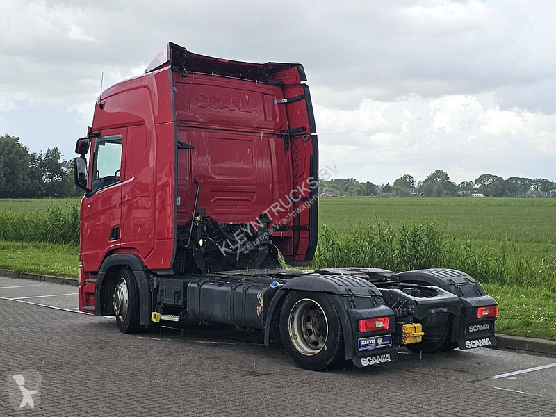 Cap tractor Scania