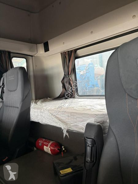 جرار DAF 85480
