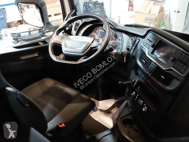 Tracteur Iveco S-Way AS440S51T/P