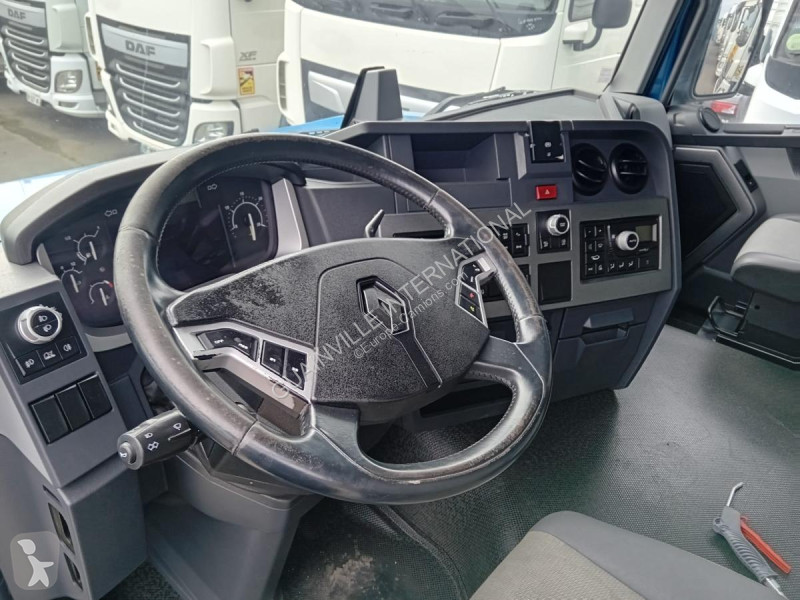 Tracteur Renault 460 Gamme T