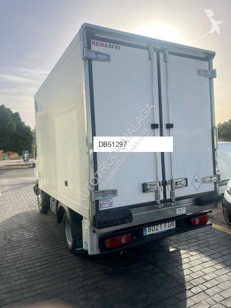 جرار Nissan CABSTAR 35.13 PARA HIELO