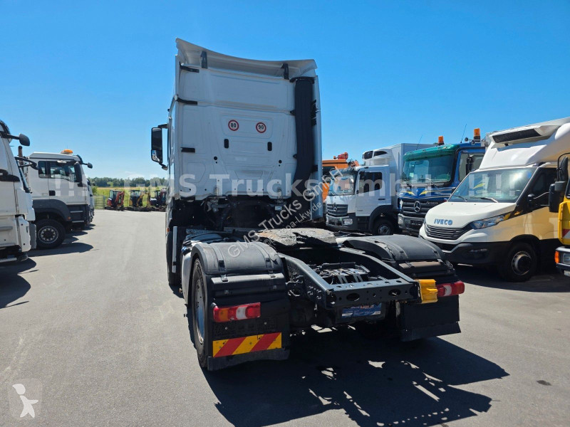 Tracteur Mercedes 1851 / Big Space / Standklima...