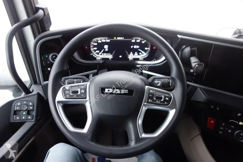 Тягач DAF XG  FT 4X2