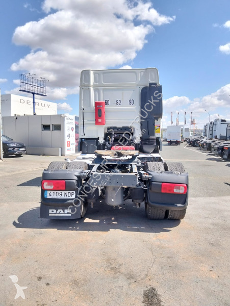 Cabeza tractora DAF  480