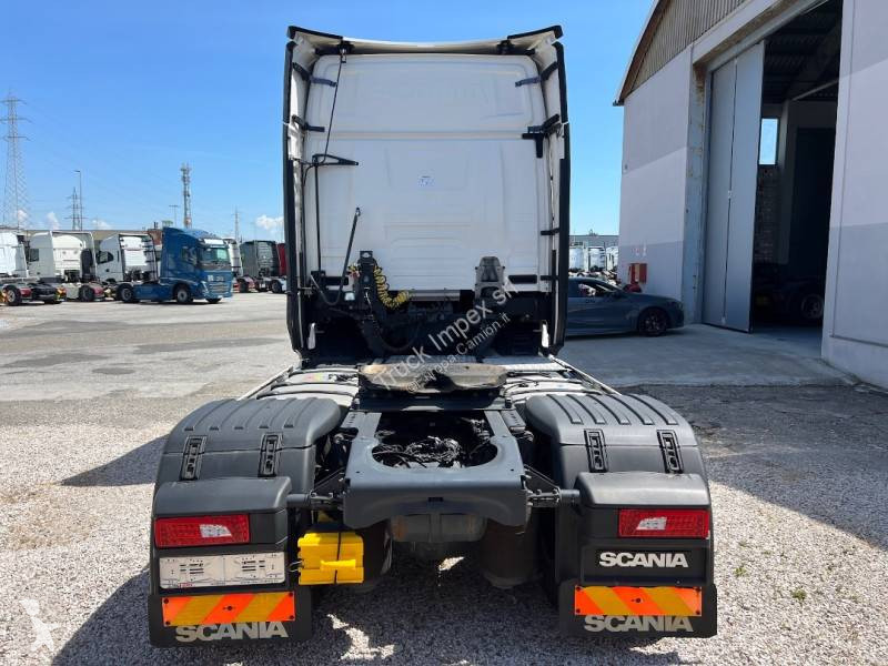 جرار Scania