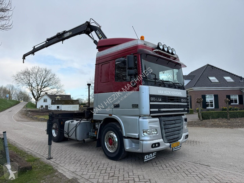 جرار DAF 380 4X2-HIAB...