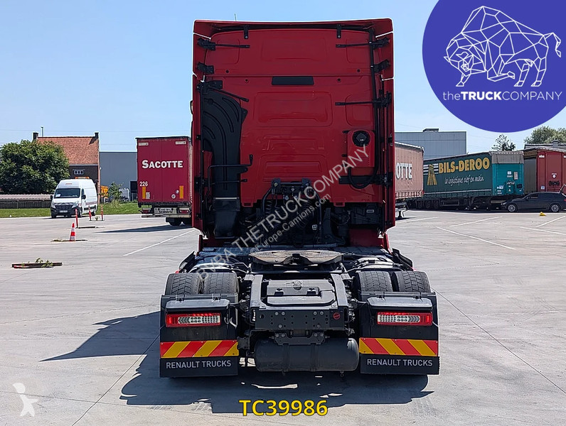 جرار Renault T 480