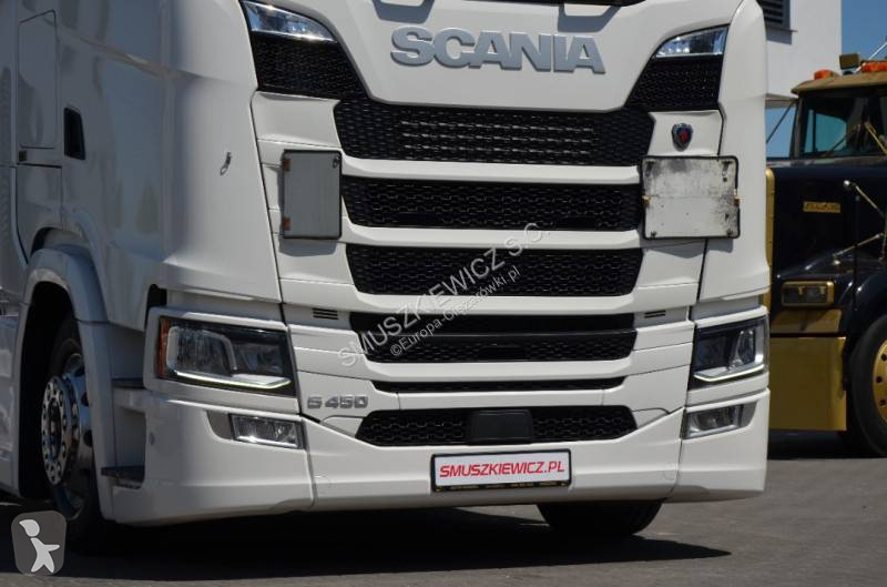 جرار Scania