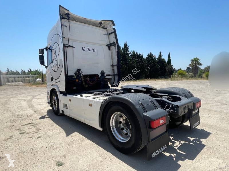 جرار Scania