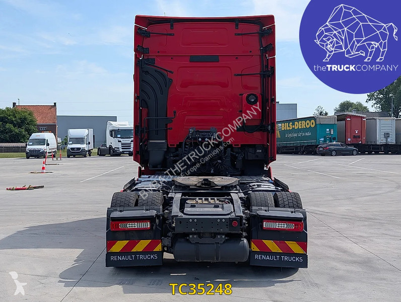 جرار Renault T 480