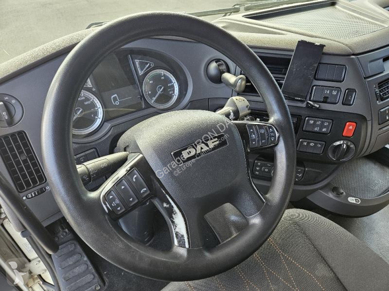 Tahač DAF 450