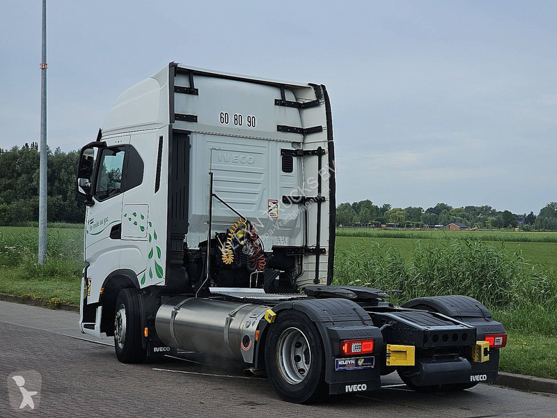 جرار Iveco AS440S46 LNG
