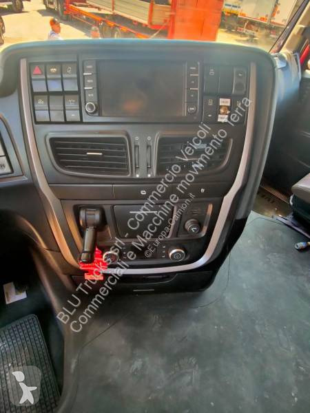 جرار Iveco