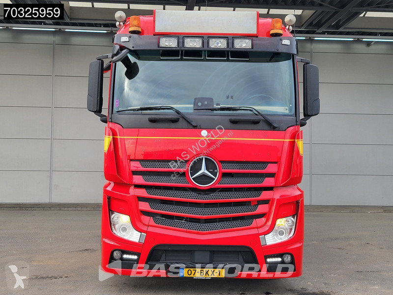 جرار Mercedes 1842 4X2 StreamSpace Mega...