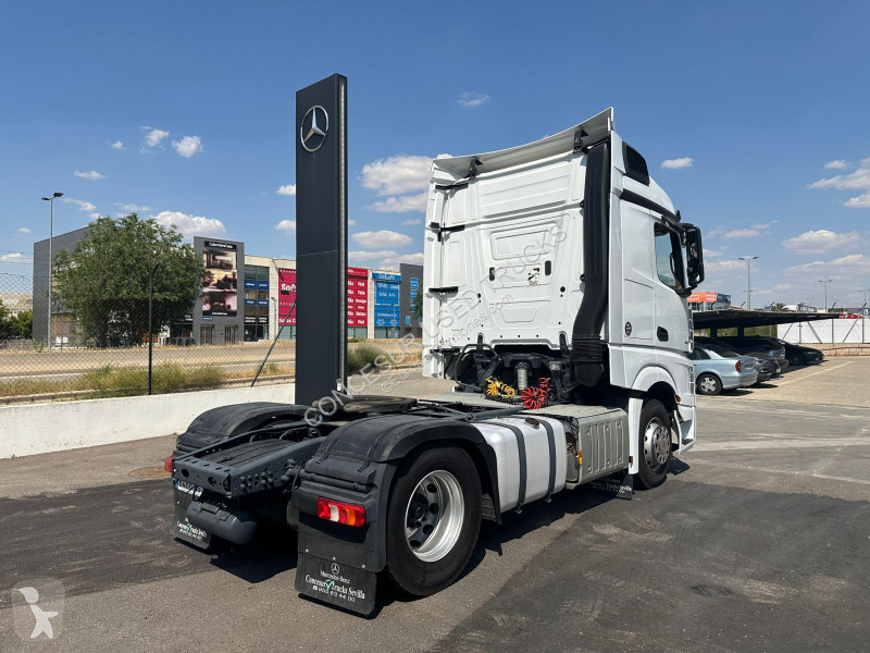 Tracteur Mercedes  1845 LS