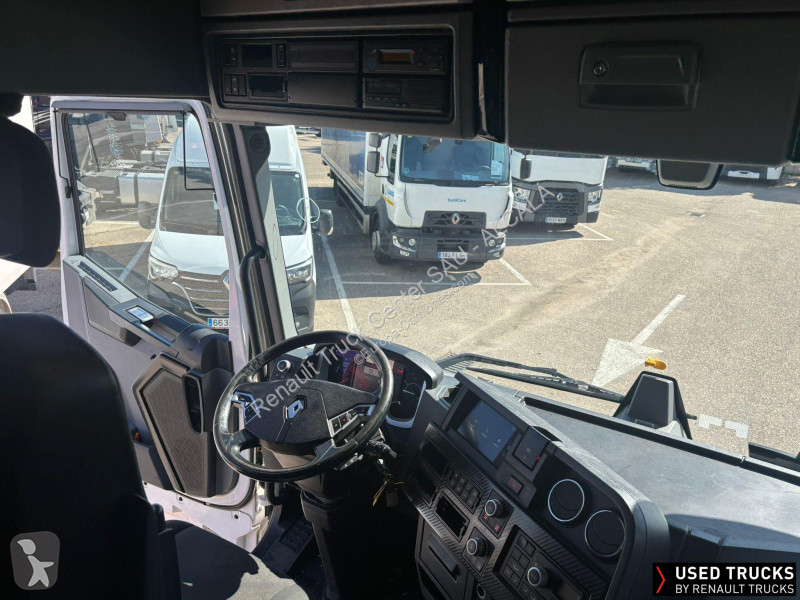 جرار Renault