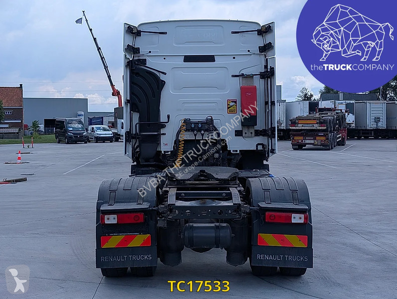جرار Renault T 480