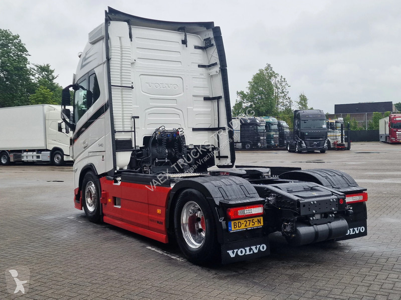 جرار Volvo Aero Globetrotter XL 4x2 - New -...