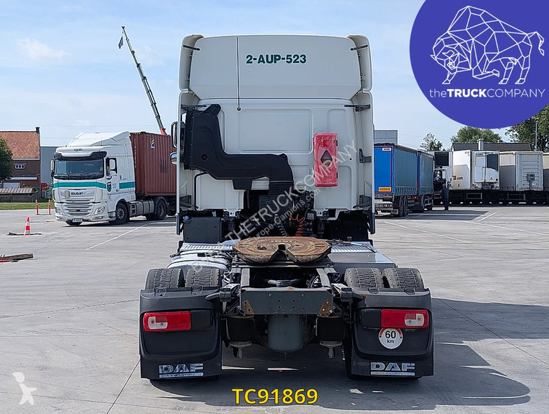 جرار DAF 440