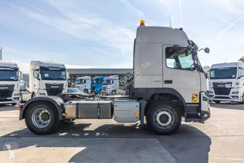 Traktor Volvo GLOB 460+HYDR