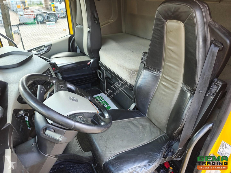 جرار Volvo 500 4x2 GlobeTrotter Euro6C - Welgro...