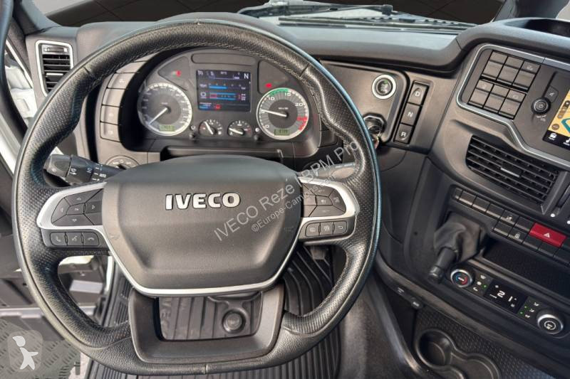 جرار Iveco