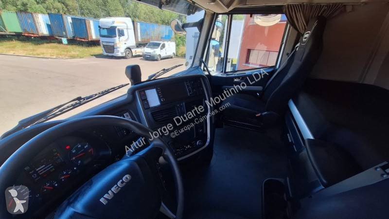 جرار Iveco