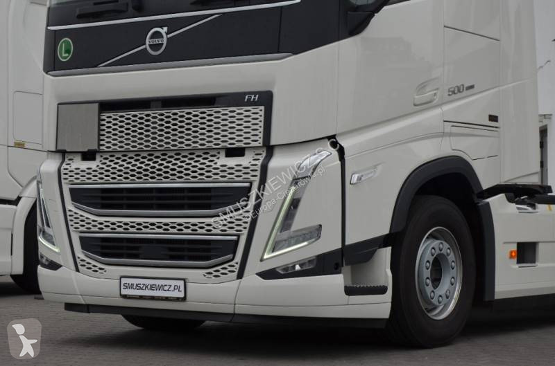 Тягач Volvo
