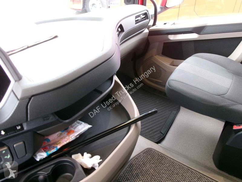 جرار DAF XG  FT 4X2