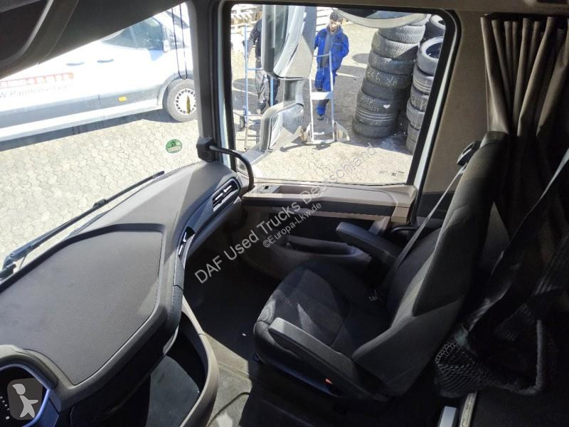 Trekker DAF XG  FT 4X2
