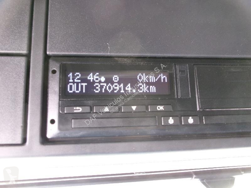 جرار DAF XG  FT 4X2