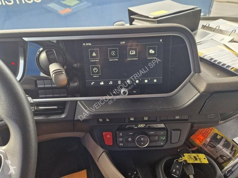جرار DAF XG  FT 4X2