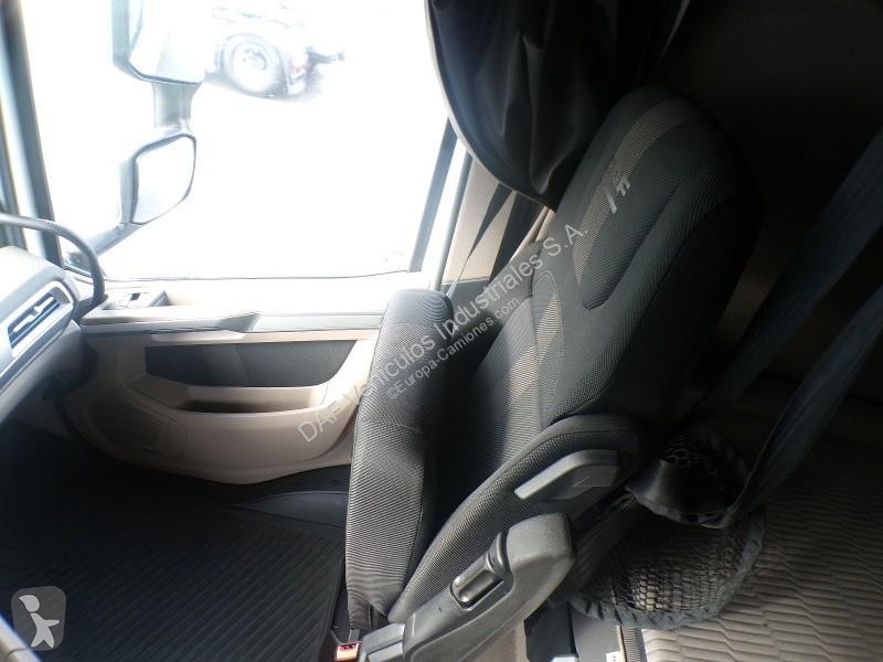 جرار DAF XG  FT 4X2