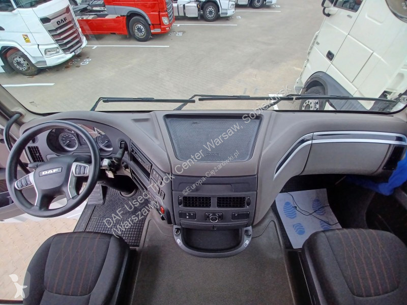 جرار DAF XF  FT 4X2