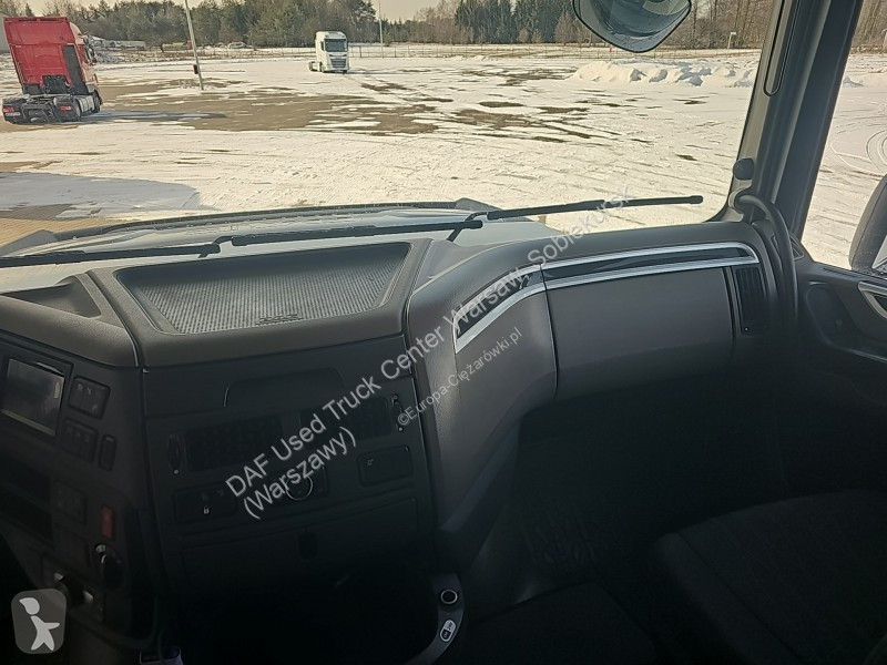 جرار DAF XF  FT 4X2