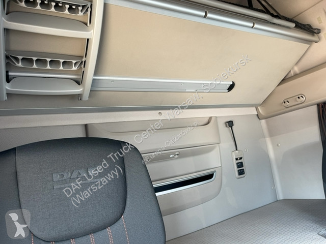 جرار DAF XF  FT 4X2