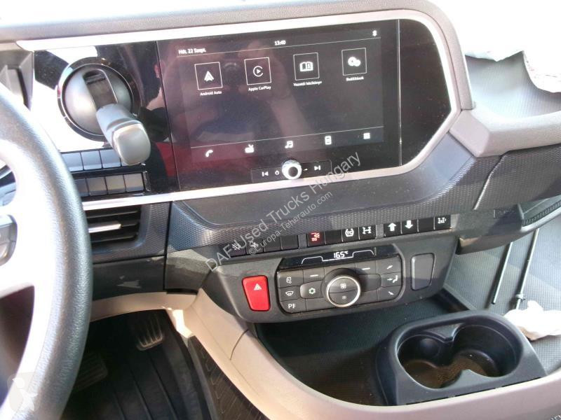 جرار DAF XG  FT 4X2