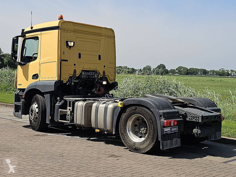 جرار Mercedes ACTROS 1843