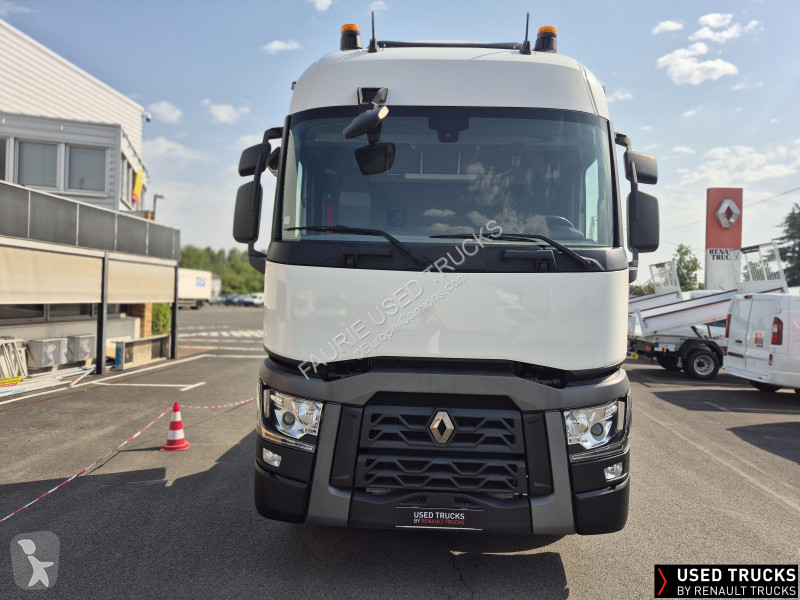 جرار Renault