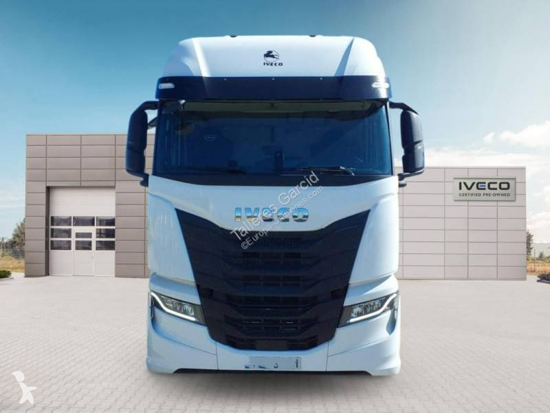 جرار Iveco