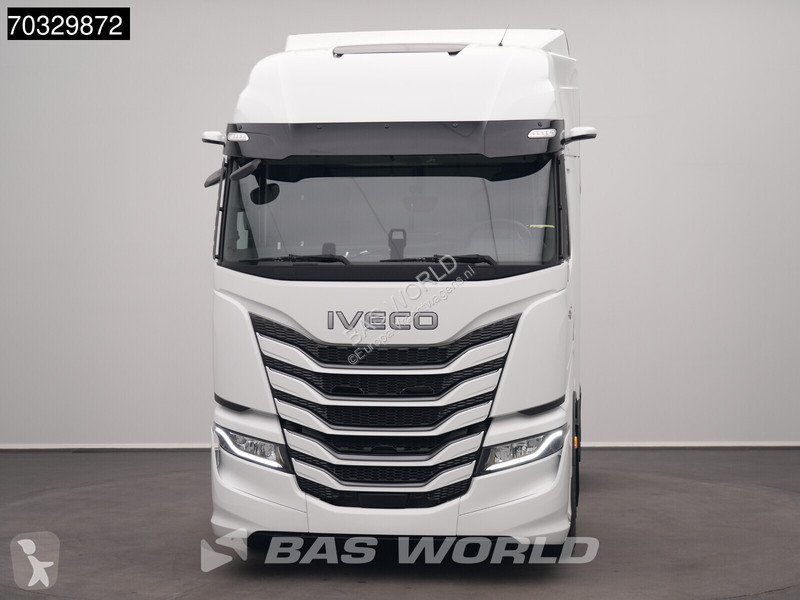 جرار Iveco S-Way 500 4X2 NEW! HPEB ACC 2x beds...