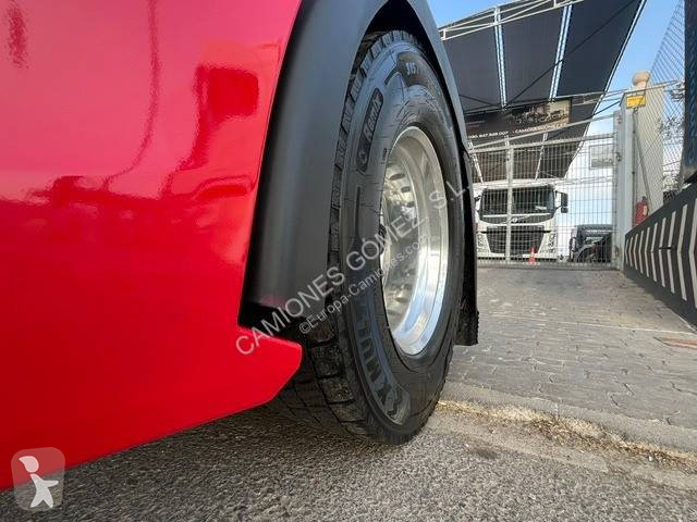 جرار Scania