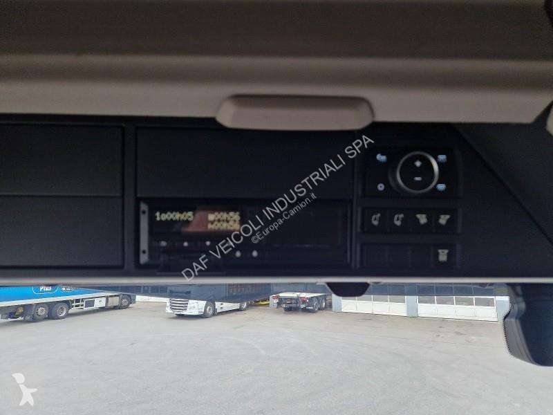 جرار DAF XG  FT 4X2