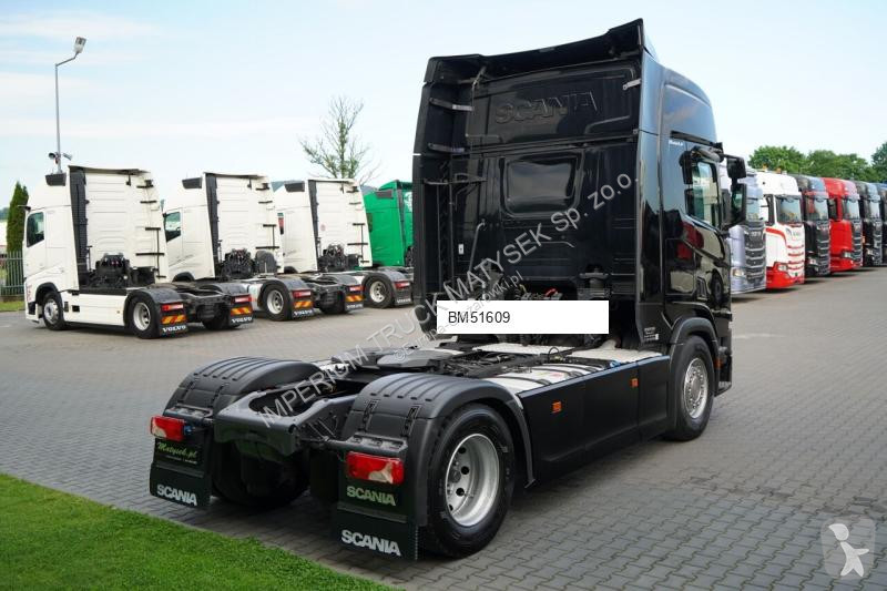 جرار MAN R 450