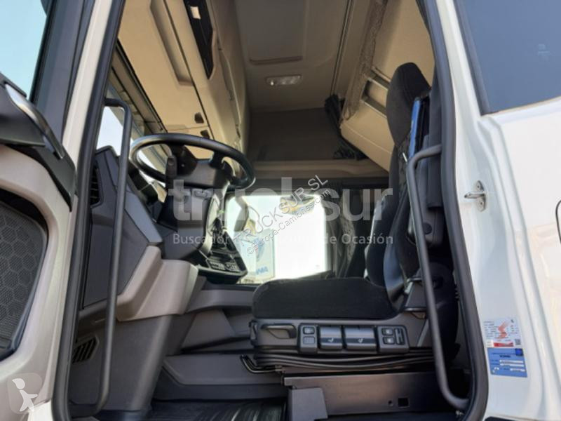 جرار Scania 500