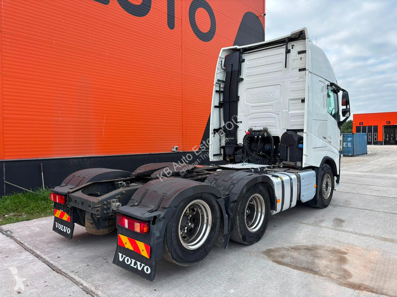 جرار Volvo 6x2 GLOBE XL / DOUBLE BOGIE